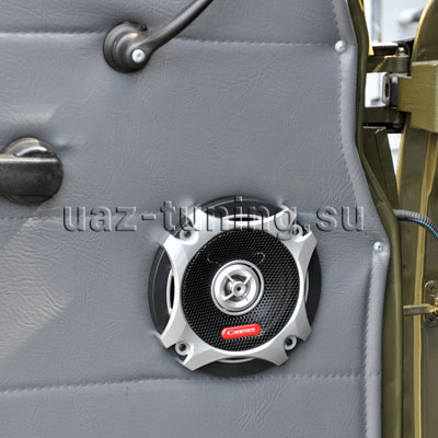 Тюнинг УАЗ 452. Динамик в обшивке двери